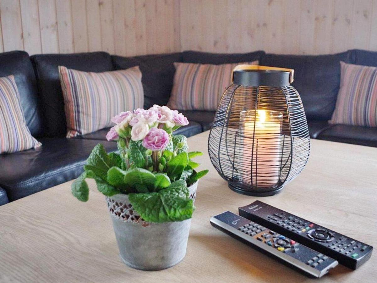 6 Person Holiday Home In R M Vesterhede Bagian luar foto