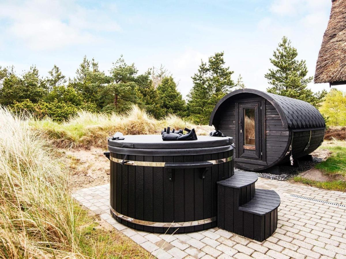 6 Person Holiday Home In R M Vesterhede Bagian luar foto