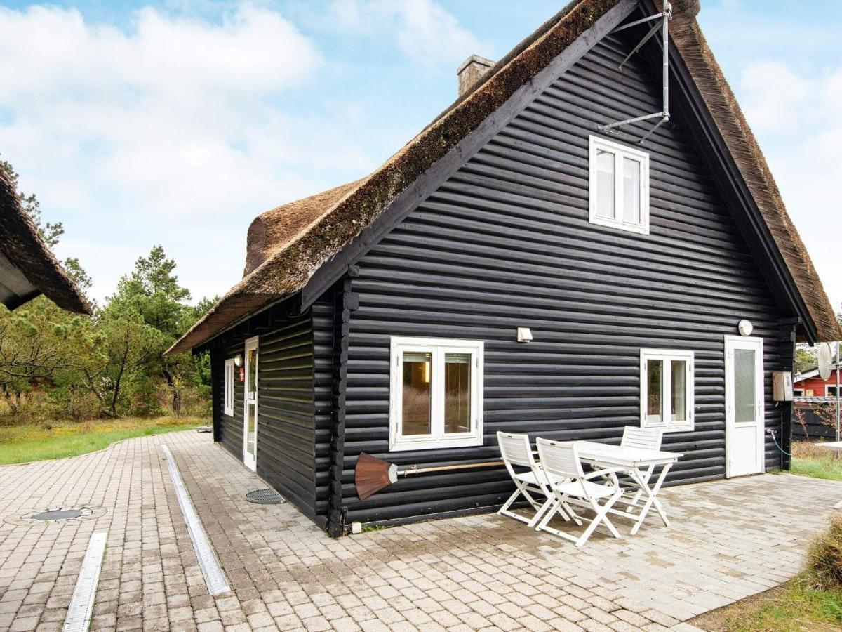 6 Person Holiday Home In R M Vesterhede Bagian luar foto